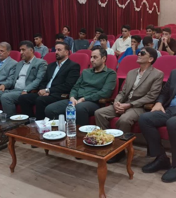 آیین آغاز سال تحصیلی جدید در هنرستان شاهوار مرکز تحقیقات و آموزش کشاورزی و منابع طبیعی استان سمنان (شاهرود) برگزار شد