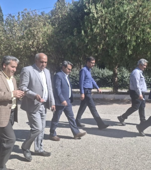 باید با سرعت به سمت خوداتکایی حرکت کنیم و در این مسیر ایده های خلاقانه داشته باشیم