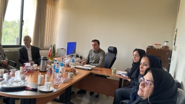 نشست صمیمانه رئیس محترم مؤسسه تحقیقات جنگل‌ها و مراتع کشور با پژوهشگران بخش تحقیقات حفاظت و حمایت