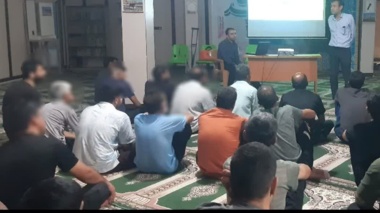 برگزاری دوره آموزشی «اصول پرورش مرغ بومی» در زندان جیرفت