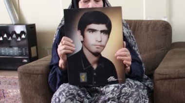 تجدید میثاق مسئولان پردیس تحقیقات و آموزش کشاورزی بروجرد با آرمان‌های شهدا در دیدار با مادر شهید دانش‌آموز عبدالرضا بیرانوند