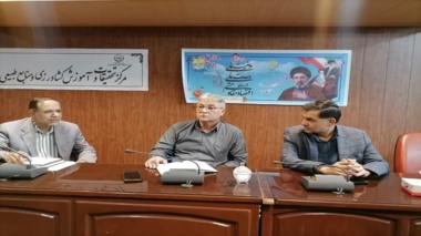 تشکیل جلسه کمیته تغذیه گیاهی کرمان جهت تعیین نرم‌های کودهای فسفاته، ازته و پتاسه برای سال زراعی ۱۴۰۶-۱۴۰۵