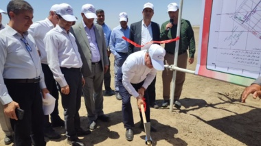 کلنگ‌زنی آبیاری زیرسطحی تا بازدید از مزارع راهبردی؛ در کشت و صنعت جوین