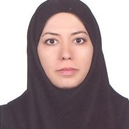 نیلوفر زارع