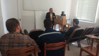 کارگاه آموزشی حفظ تنوع زیستی در ایستگاه تحقیقات پسته اردکان